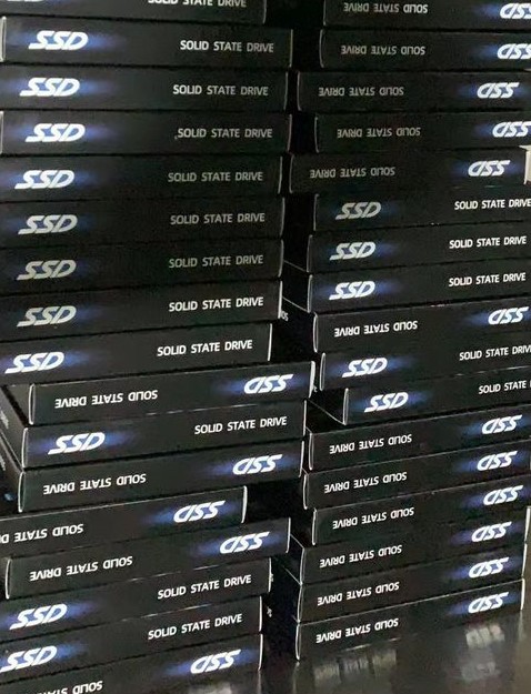 Extremely Fast SSD 512Gb